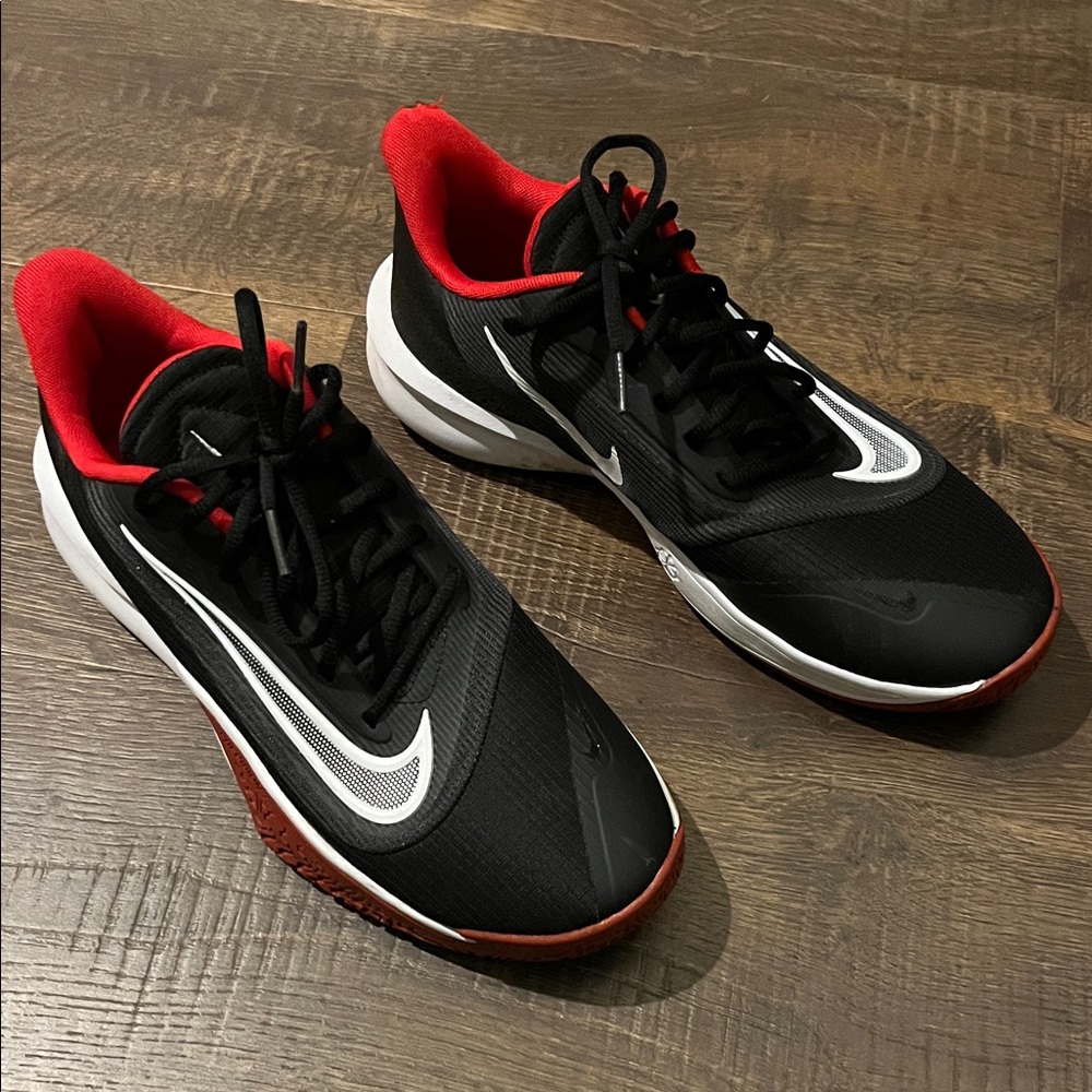 Nike Men's Basketball Precision 7 Sneakers